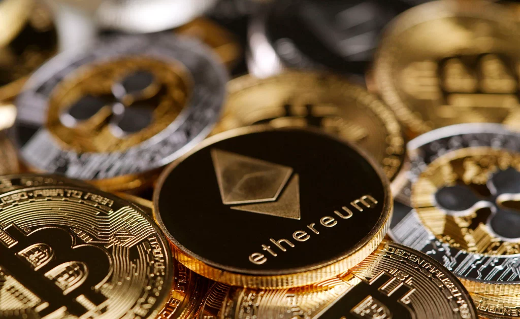 Cómo invertir dinero en Estados Unidos guía 2024