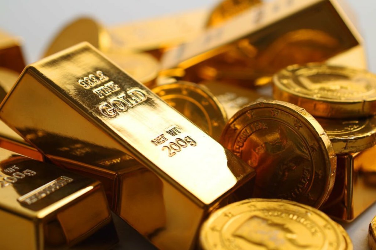 Mientras el precio del oro experimenta gran volatilidad, Bitcoin supera los 42.000 dólares
