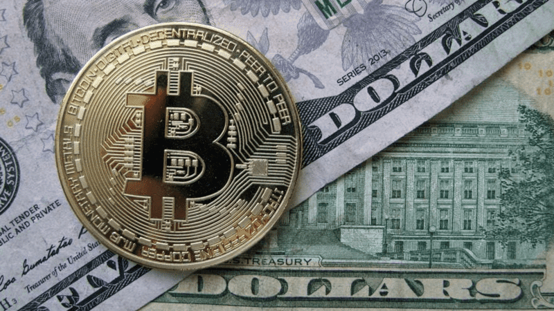 Esik a dollár és a jüan az inflációs adatok előtt Esik a dollár és a jüan az inflációs adatok előtt