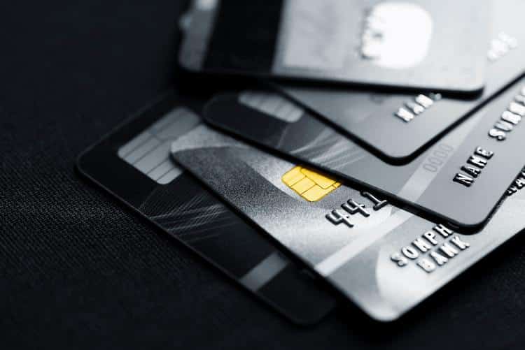 オンラインカジノ　入金方法　クレジットカード