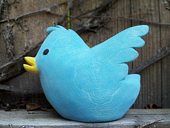 optimize tweets with keywords