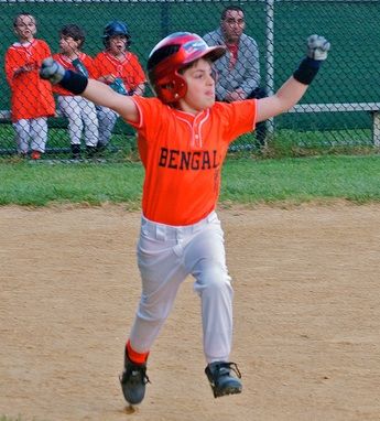 Little League baseball, May 2010 - 49