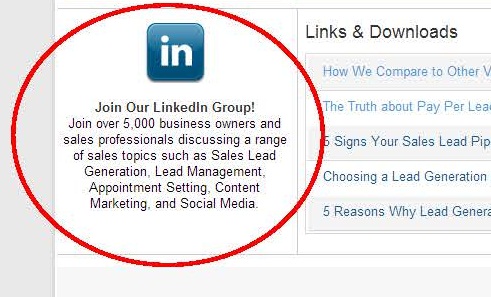 LinkedIn Group invitation on homepage