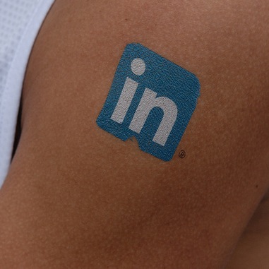 LinkedIn, using social media,job search, groups, career networking, get discovered