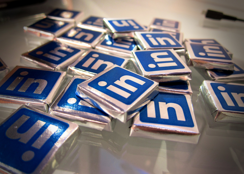LinkedIn corrects Company Page update visibility