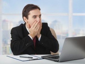 Man Laptop surprised_veer