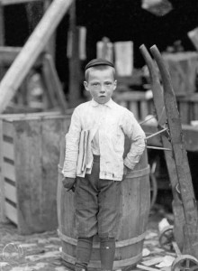 Lewis Hine - Joseph Wench, newsboy, 7 years of age. Selling papers 2 years. Average earnings 50 cents per week. Visits saloons. Wilmington, Delaware, 1910