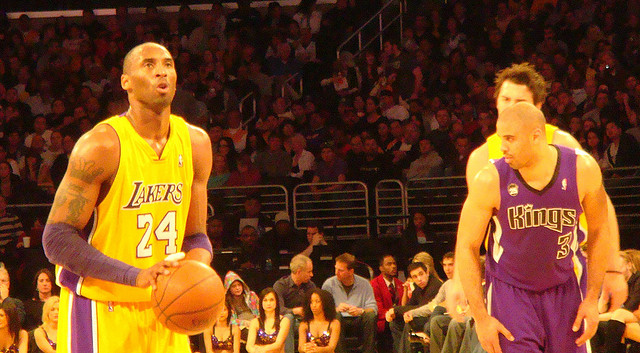 Kobe Bryant Trusts Lakers Management