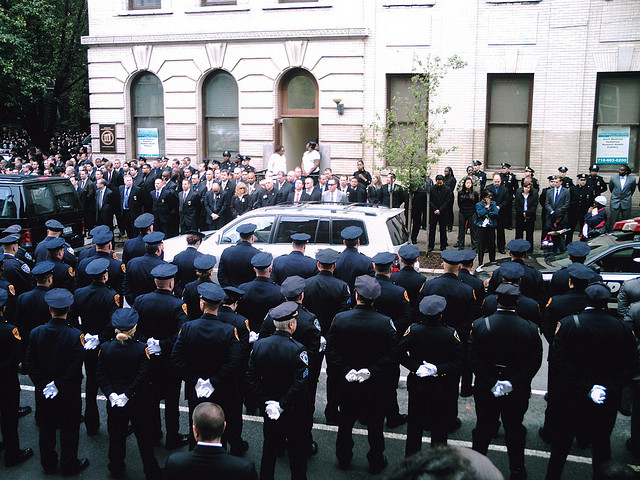 Slain NYPD Officer Liu's Funeral, Officers Turn Backs To Mayor