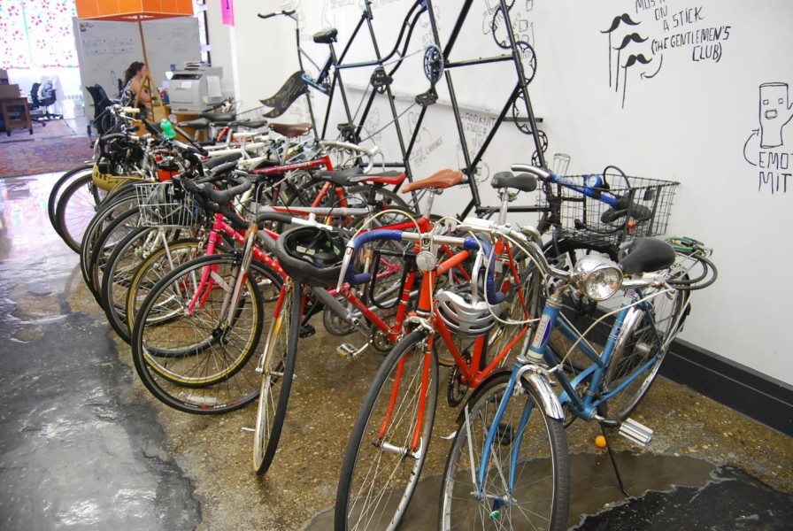 startup marketing picture of bikes
