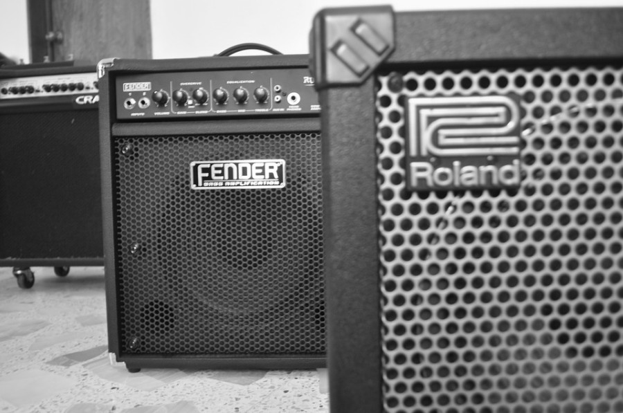 guitarist-1032345_960_720