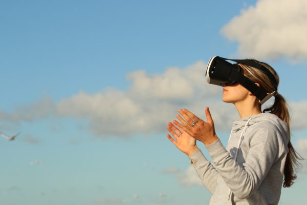 woman using vr headset