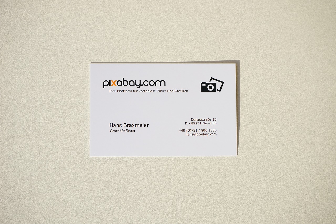 business-card-318427_1280
