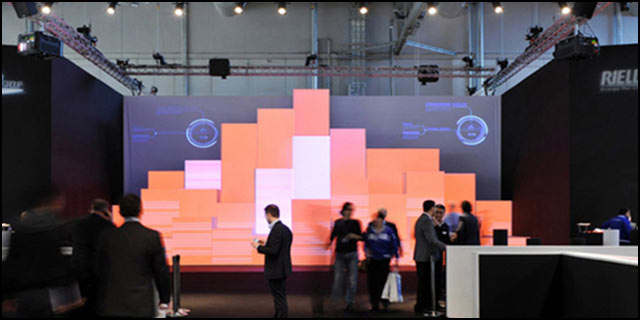 projection-mapping-Trade-Show-Booth-Design.jpg