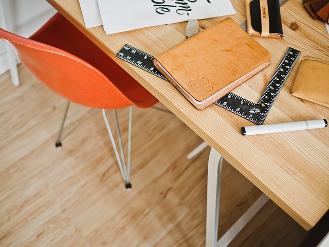 desk chair photo
