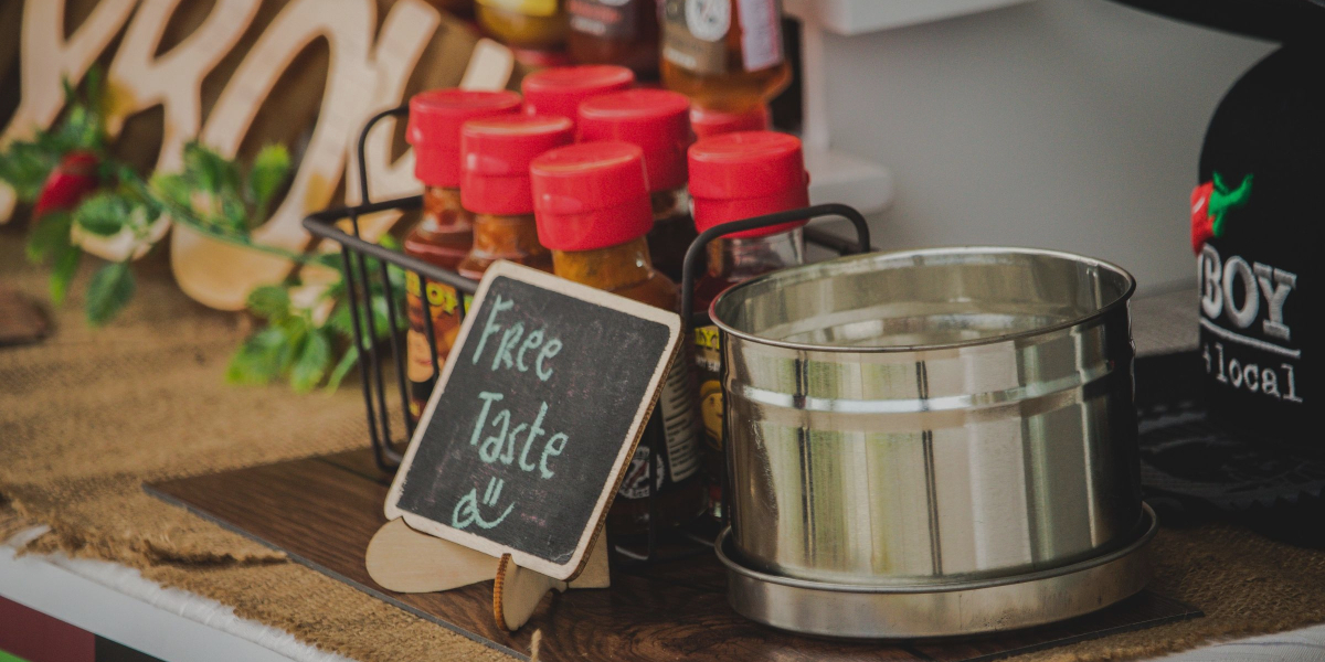 Reciprocity in Marketing: free taste sign