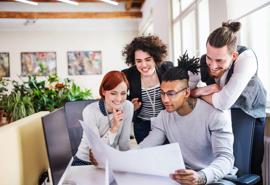 Improving corporate training through social learning