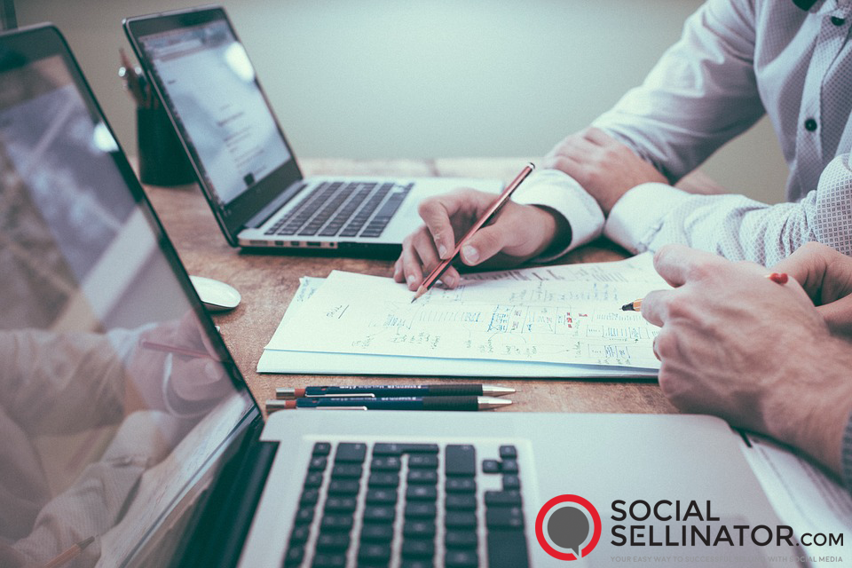 Social Selling Metrics to Help You Improve Effectiveness