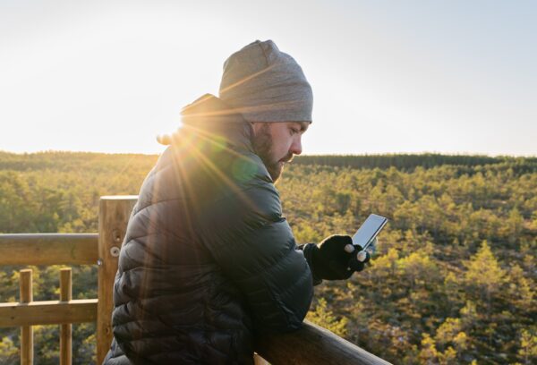 man_on_phone_outside