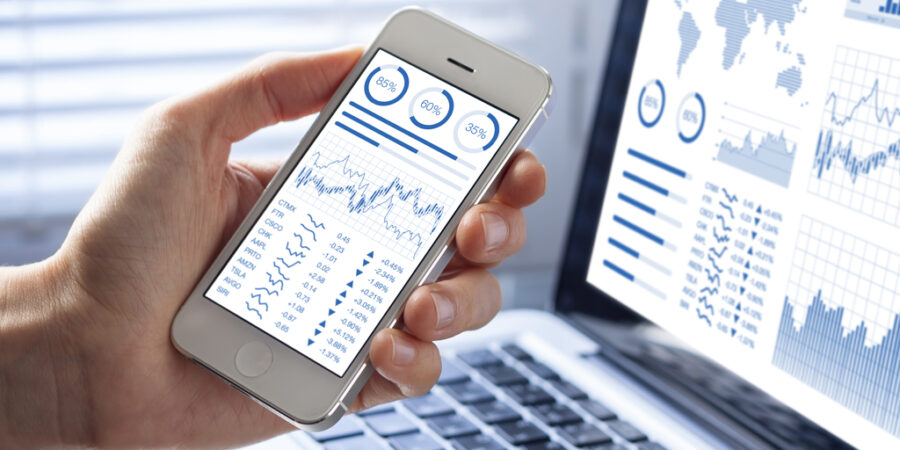 BI Dashboard on Mobile and Desktop