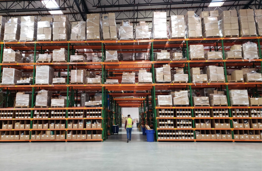 Ecommerce Fulfillment Centers: A Guide for Small Businesses ...