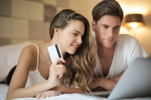 copywriting to connect with the reader