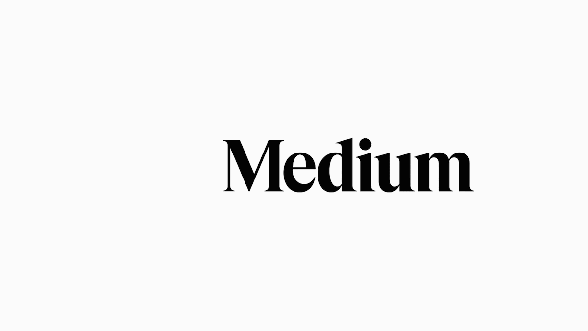 Medium logo. Medium лого. Magnitude логотип. Апостроф Медиа логотип. Articul Media лого.