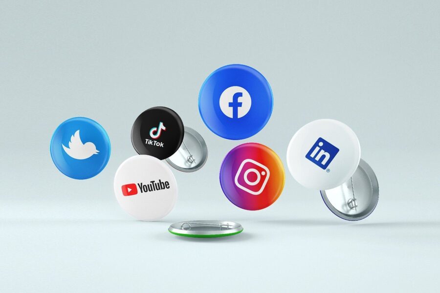 generate qualified leads from social media