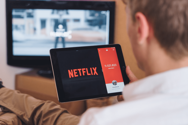 one million users left netflix in Spain after the company enforced paid sharing