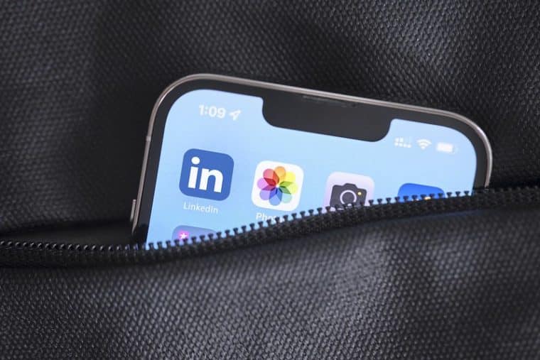 linkedin adds new ai tools for profile fine-tuning and recruiting